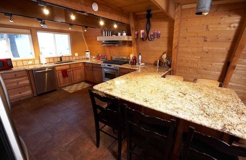 Brian Head Cabin | Tons of space for all the family reunion this summer!