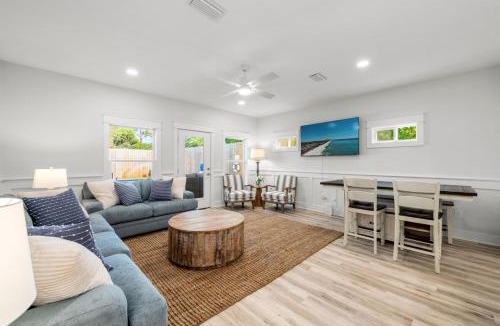 Laguna Beach House | Towne Treasures B ~ Brand-New Luxe Coastal Retreat with Private Cocktail Pool
