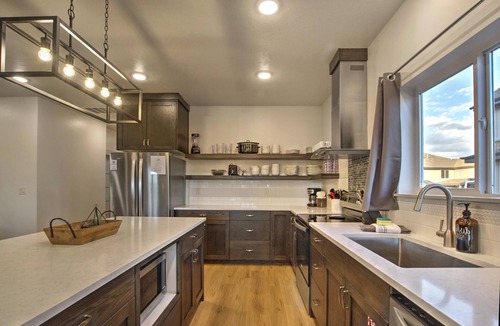 Garden City House | Townhome 26 at Waterdance - Sleeps 16, 4 Bed-4.5 Bath with shared outdoor pool