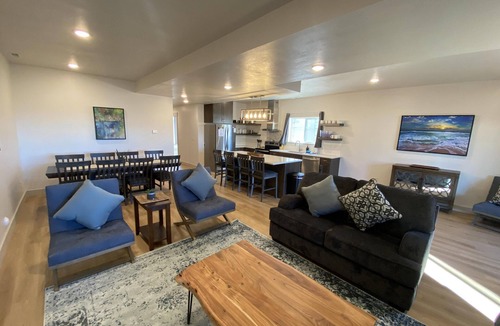Garden City House | Townhome 34 at Waterdance - Sleeps 16, 4 Bed-4.5 Bath with in/outdoor pool