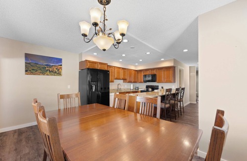 Baldy Mountain House | Townhome w/Private Sauna that's Close to Breck's Main Street & Bus Route!