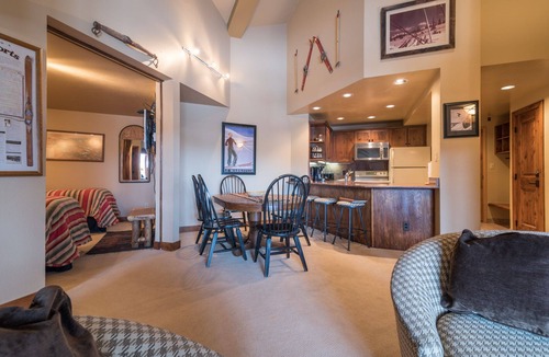 Steamboat Springs Condo | TR1301 | Layout with Loft and Den | Beautiful Décor | Winter Shuttle | Hot Tubs