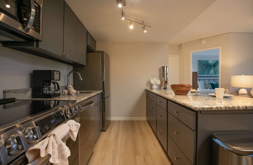Peak 9 Condo | Trails End Alpine Dream Condo: Ski In/Out, Walk to Town