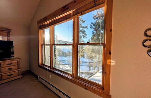 Keystone Condo | Tranquil Mountain Haven! Close to Trails!