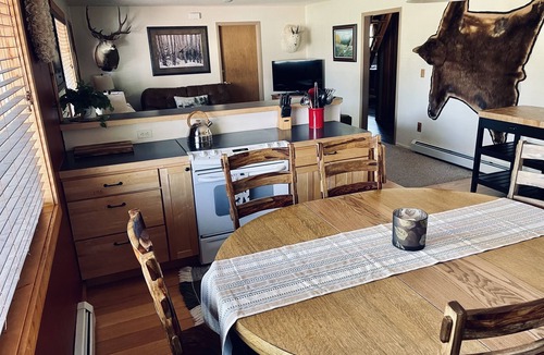 Whitepine House | Tranquil mountain home, near Pitkin, close to your next mountain adventure.