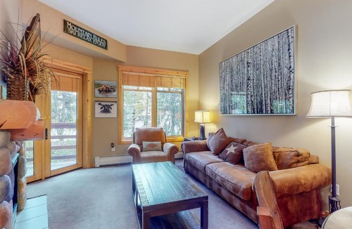 Copper Mountain Village Apartment | Tucker Mountain Lodge #104