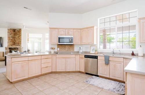 Toquerville House | Two houses- perfect for large groups/weddings!