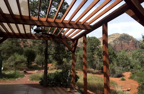 Oak Creek Cabin | Unique and Peaceful Glamping Accommodation with Hiking Access in Sedona, Arizona
