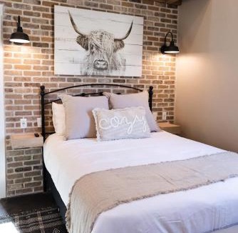 La Verkin House | Unique Silo Honeymoon Suite/Soaker Tub/Sleeps 4