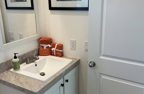 Redvale House | Unit 70 Brand new 3-bedroom home with AC in Dry Creek Basin