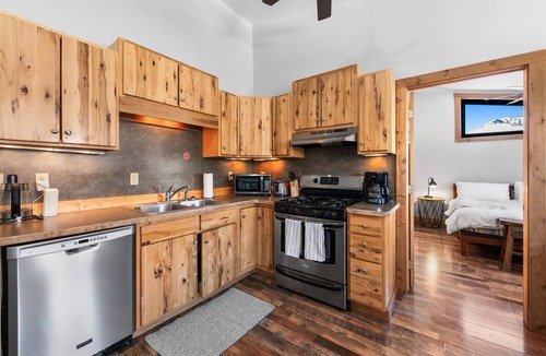 Crested Butte South House | Updated, Dog Friendly, Fire Pit, Fenced Yard