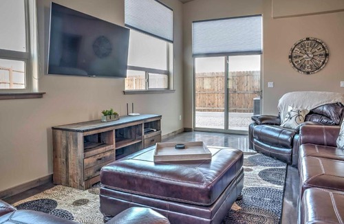 Moab South Valley House | Upscale Moab Home w/Red Rock Views & Hot Tub