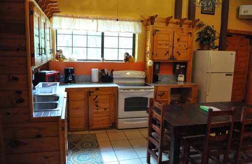 Brookeland House | V#2 Sam Rayburn Getaway-Best value in town Vacation/fishing/golf- Up to 6 guests