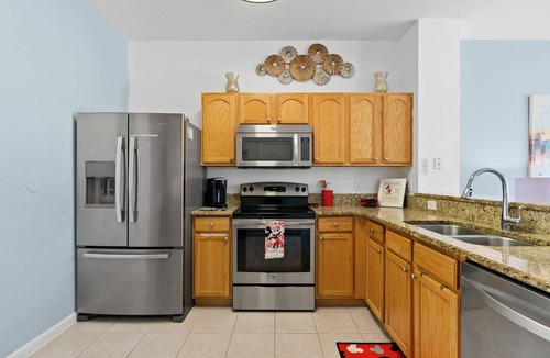Windsor Hills House | Vacation in the Sun! Spacious 3 Bedroom, 6 minutes from Disney World!