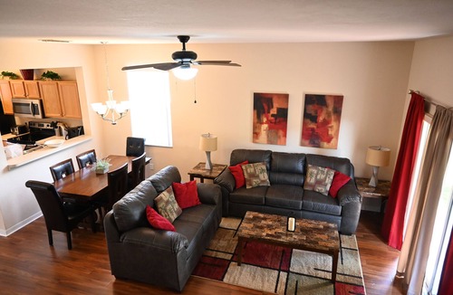 Highlands Reserve House | Vacation Townhouse - Seasonal discount- Great amenities!