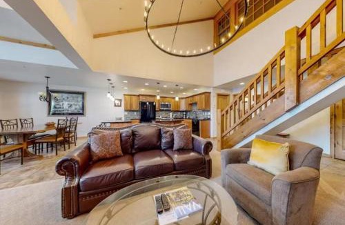 Vail Apartment | Vail Lion Square 310E