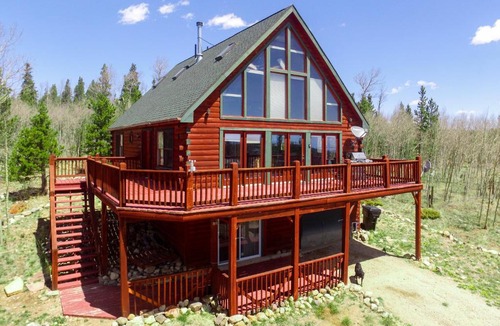 Fairplay House | Valley-View Oasis