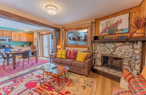 Mount Crested Butte Condo | View of Slopes | Hot Tub, Pool, Ski Bus