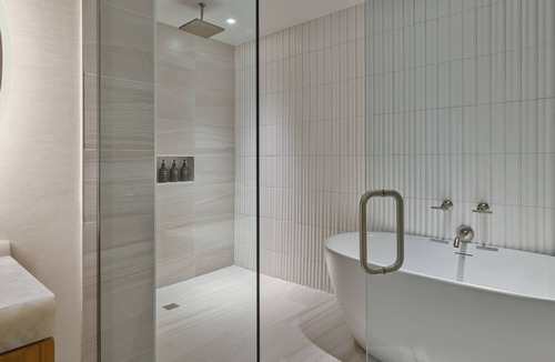 Snowmass Village Hotel | Viewline Resorts Snowmass, Autograph Collection- 2 Bedroom Penthouse