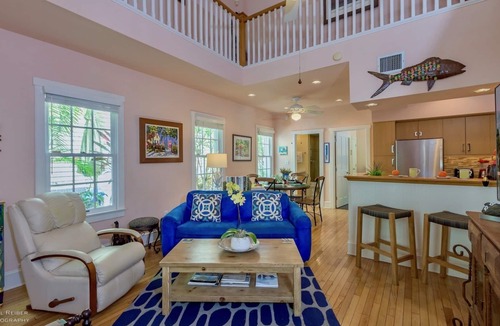 Old Town House | *VILLA CUBANA @ OLD TOWN* Cottage Near Duval + Last Key White Glove Service.