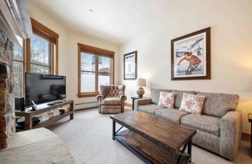 Beaver Creek Apartment | Villa Montane 110 by East West Hospitality