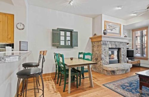 Beaver Creek Apartment | Villa Montane 117 by East West Hospitality