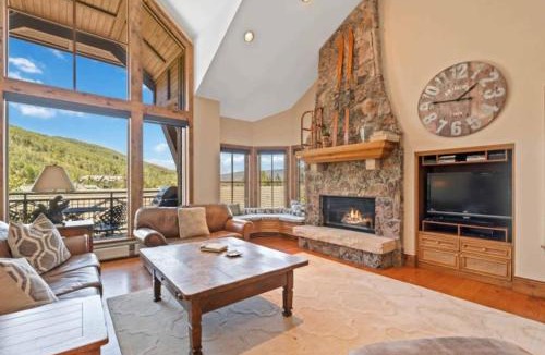 Beaver Creek Apartment | Villas at Villa Montane 06 by East West Hospitality