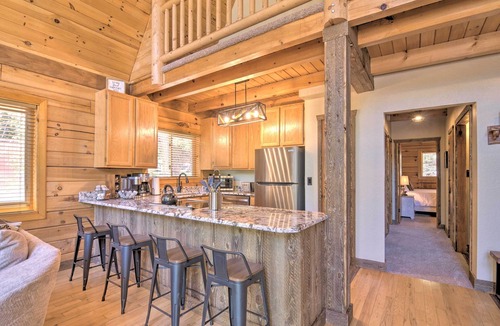 Duck Creek Village Cabin | Walk to Duck Creek Village: A-Frame Getaway!
