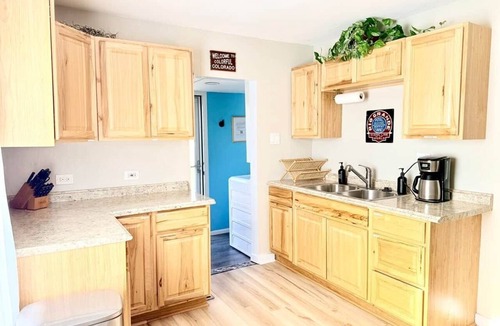 Canon City House | Walk to Royal Gorge Railroad, River & Rafting Adventures!