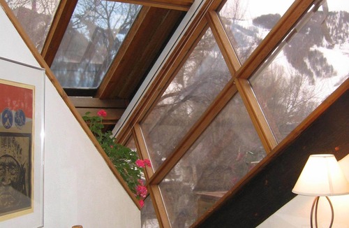 Aspen House | Walk To Town From Unique Home Near River. Great Mountain Views