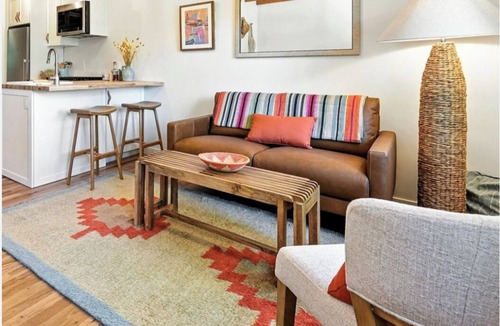 Lower Arapahoe Apartment | Walkable Boulder Apt/Steps from Trails + Parks/30+ night minimum
