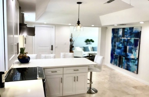 Toll Gate Shores House | Waterfront beautifully renovated 6 Bedrooms 4 Bath , Gated Private Home