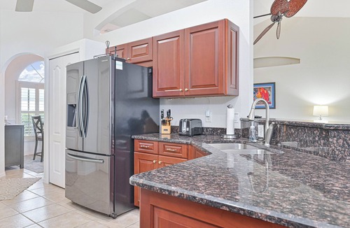 Mariner House | Waterfront Executive 3-bedroom property, private location and peaceful!