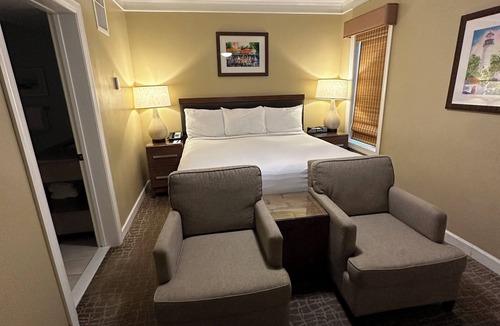 Truman Annex Resort | Waterfront Resort, Songwriter’s Fest, Old Town, Sleeps 2, Swimming Pool, Hot Tub