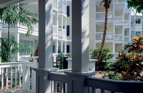 Truman Annex Resort | Waterfront Retreat, Fantasy Fest, Old Town, 7 Nights, Sleeps 2, Pool, Hyatt