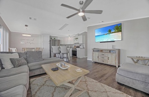 Cudjoe Key House | WATERFRONT Seaside Sanctuary in the Keys with 35' SEAWALL FOR YOUR BOAT!