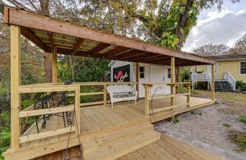 Weeki Wachee Gardens House | Weeki Wachee Family Getaway: Canal-Front Home