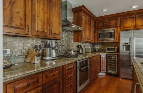 Vail Condo | Welcoming Modern Ritz Condo by InvitedHome | Private Shuttle, Pool, Hot Tub