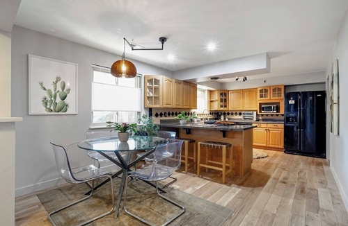 Barths House | Wheat Ridge Retreat | 2 Bed | Yard & Parking