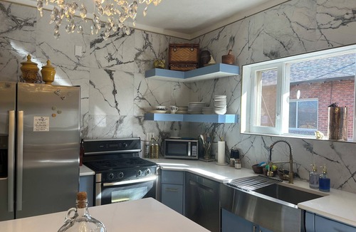 West Colfax House | Where Design Meets Comfort - Modern 3BR at Sloan’s Lake