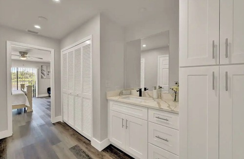 Riverbend Country Club House | White house: 3BR Oasis in North Fort Myers