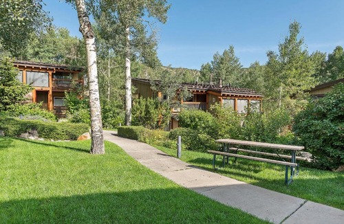 Snowmass Village Apartment | Willows Condos by Snowmass Vacations