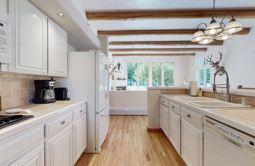 Snowmass Village House | Woody Creek Home with 3BR + Kids Room