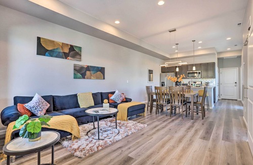 Dupont House | Work, Play & Explore! Townhome 6 Mi to Dtwn Denver