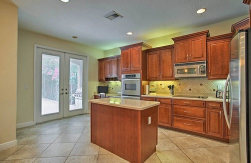 Jupiter Farms Villa | Your own Spanish villa away from home!