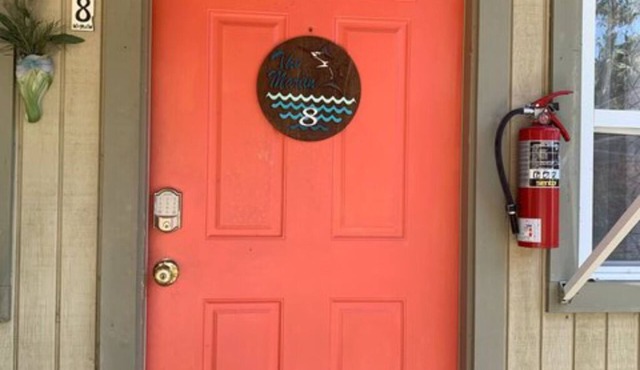 08) The Marlin Cottage in Inglis