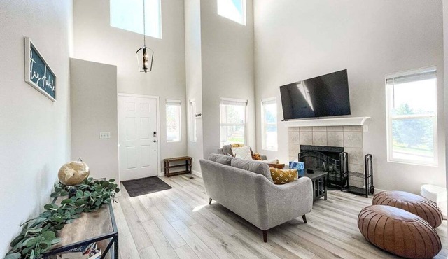 15524 Candle Creek
