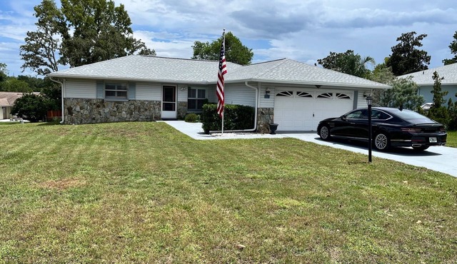 2-bedroom house in Beverly Hills FL , Minutes from scenic Crystal River in Beverly Hills