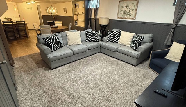 2BR Cozy Basement Suite with Garage Parking