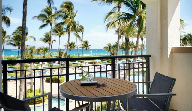 3-bedroom oceanfront villa in serene Palm Beach Shores April 12-19 in Palm Beach Shores